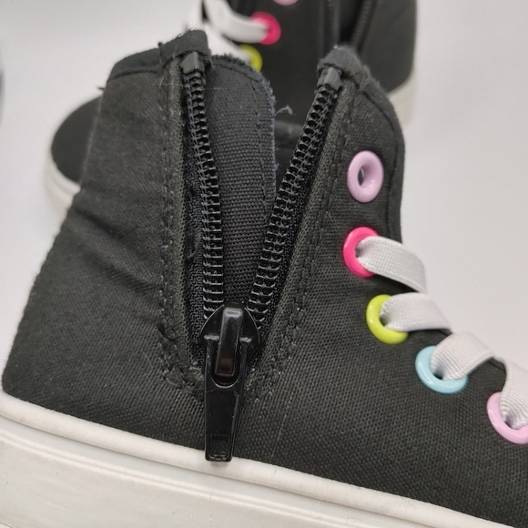 3/$25-FabKids Unicorn Toddler hightop runners - Picture 4 of 6